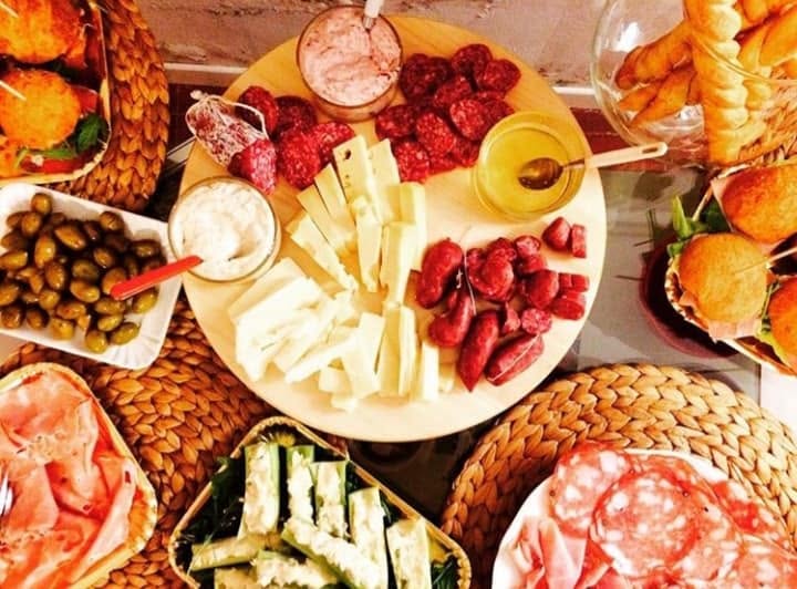 Tagliere di salumi e formaggi